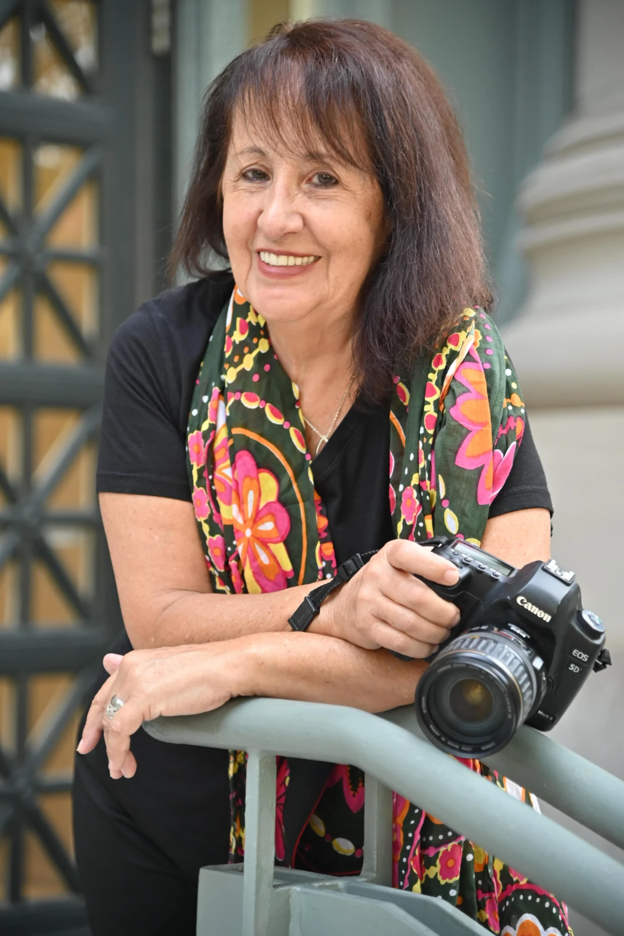Muriel, owner and photographer of Pic-Me-Up Photography