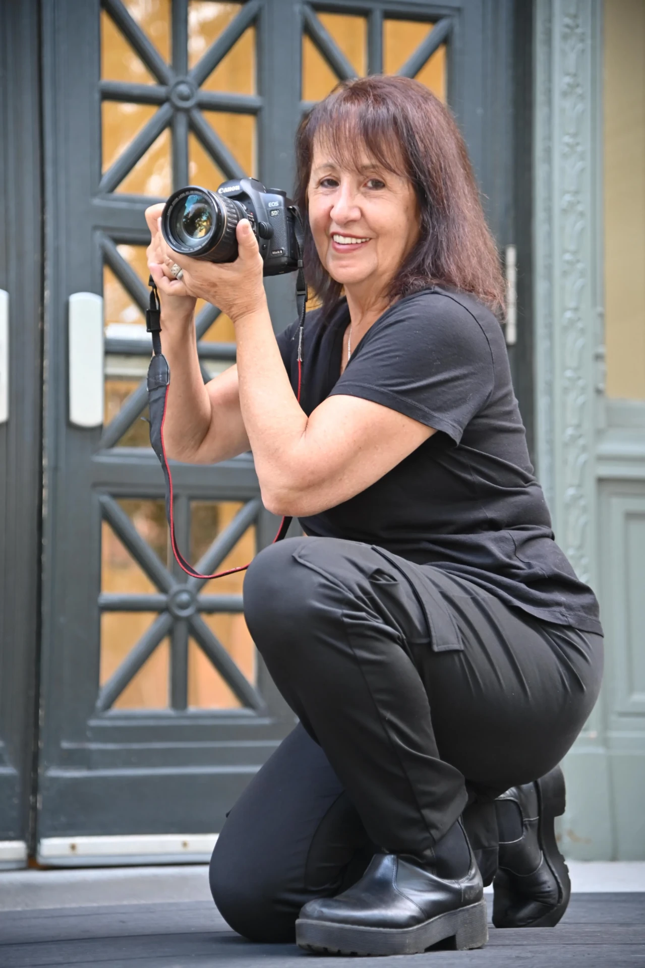 Portrait of Muriel, photographer at Pic-Me-Up Photography
